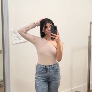 Meet your Posher, Tearra